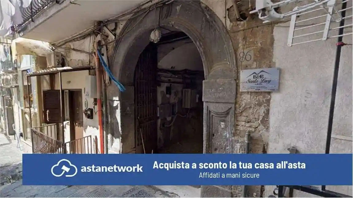 Appartamento in vendita a Napoli