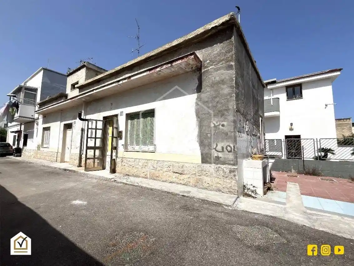 Casa indipendente in vendita a Bari