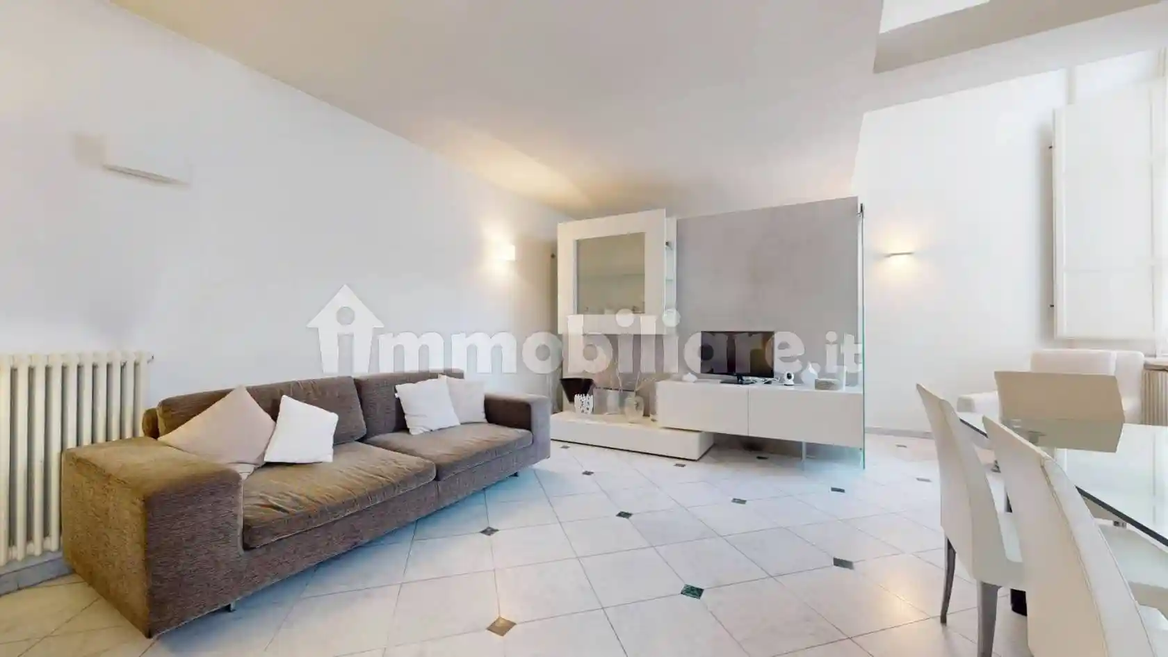 Appartamento in affitto a Viareggio