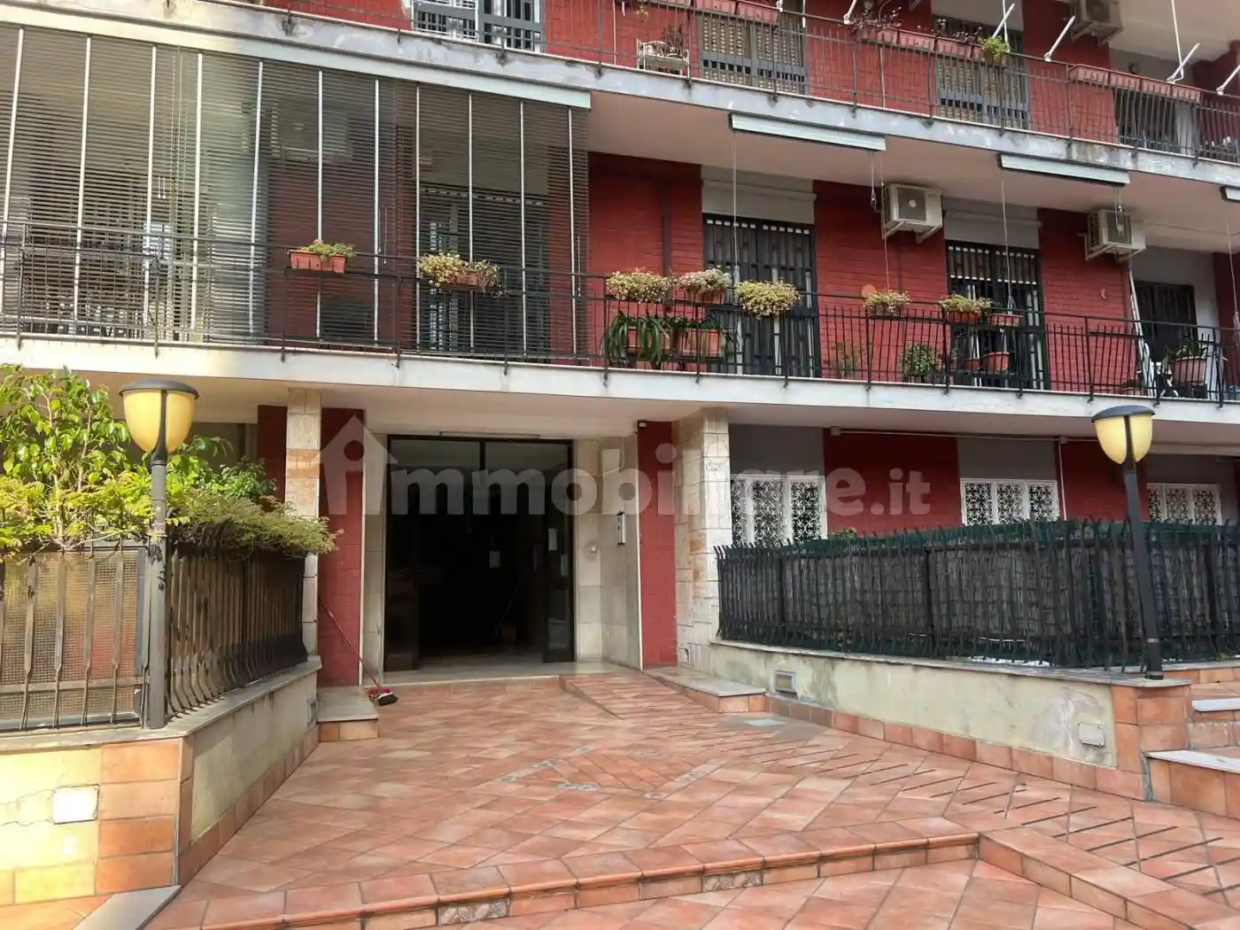 Appartamento in vendita a Napoli