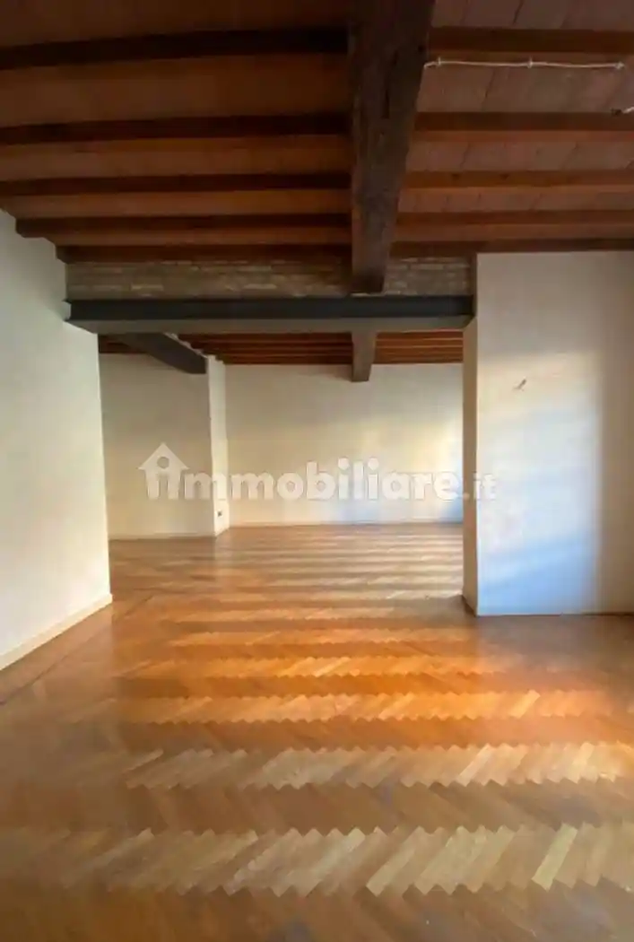 Appartamento in affitto a Parma