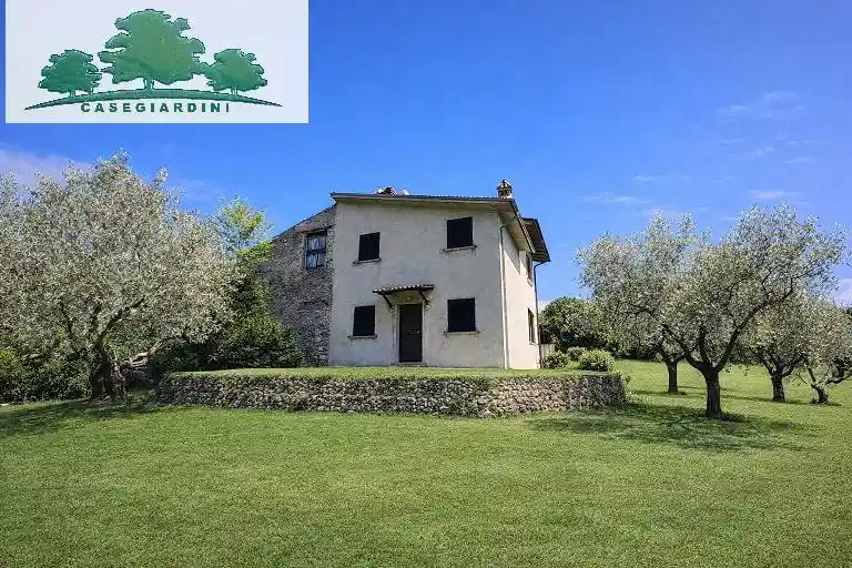 Rustico - Casale in vendita a Monteleone Sabino