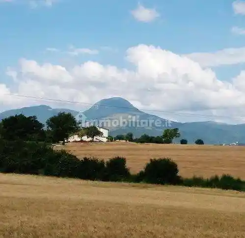 Rustico - Casale in vendita a San Severino Marche