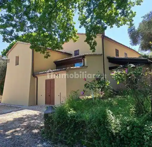 Villa in vendita a Cingoli