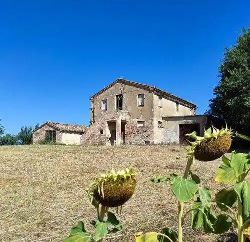 Rustico - Casale in vendita a Treia