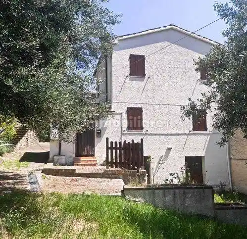 Villa in vendita a Cingoli