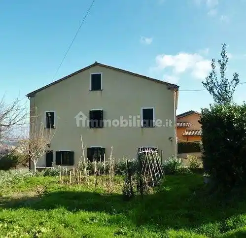 Villa in vendita a Cingoli