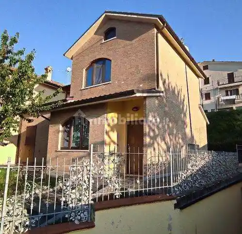 Villetta a schiera in vendita a Cingoli
