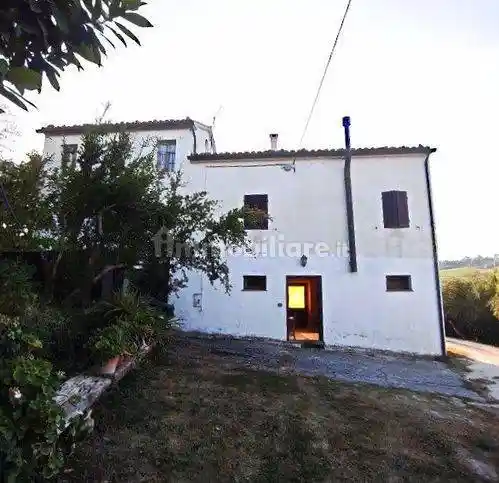 Villa in vendita a Cupramontana