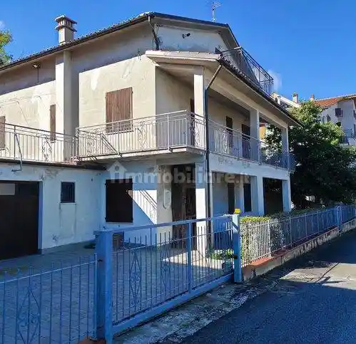 Villa in vendita a Cingoli