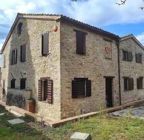 Villa in vendita a Apiro
