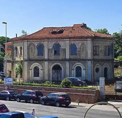 Villa in vendita a Falconara Marittima