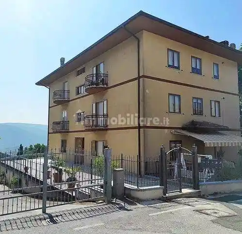Appartamento in vendita a Apiro