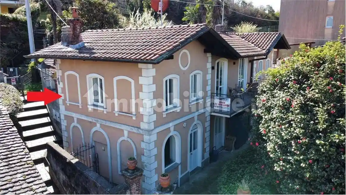 Appartamento in vendita a Tronzano Lago Maggiore