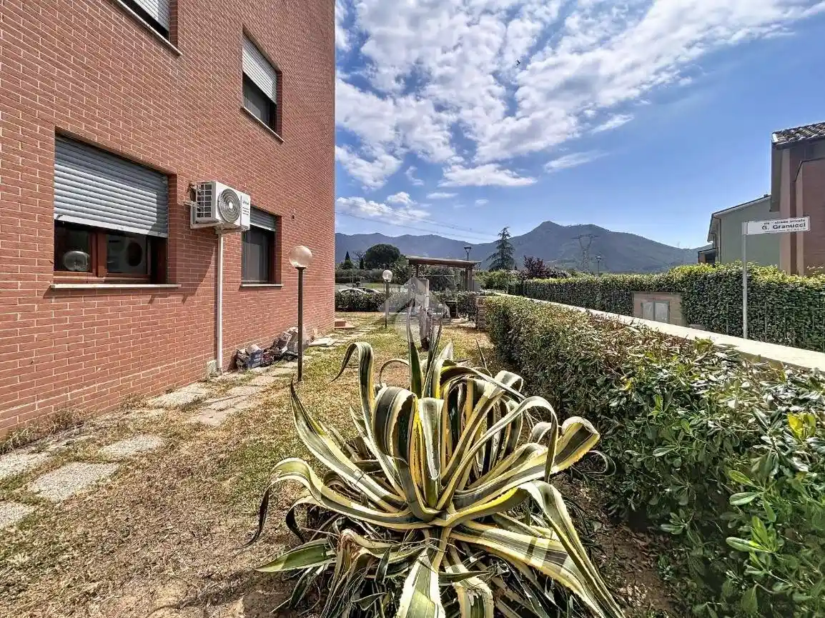 Appartamento in vendita a Calci