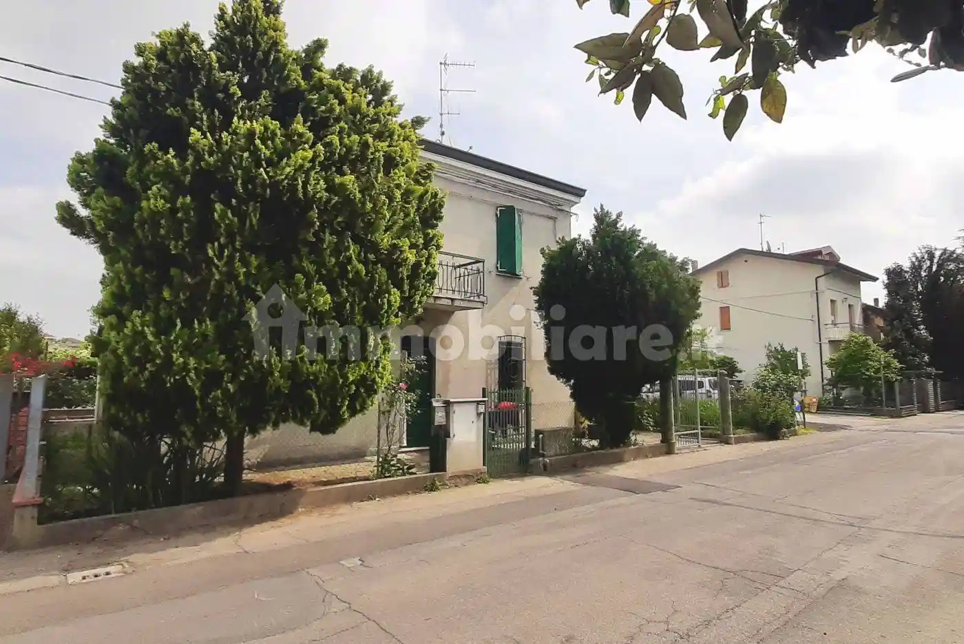 Casa indipendente in vendita a Forlì