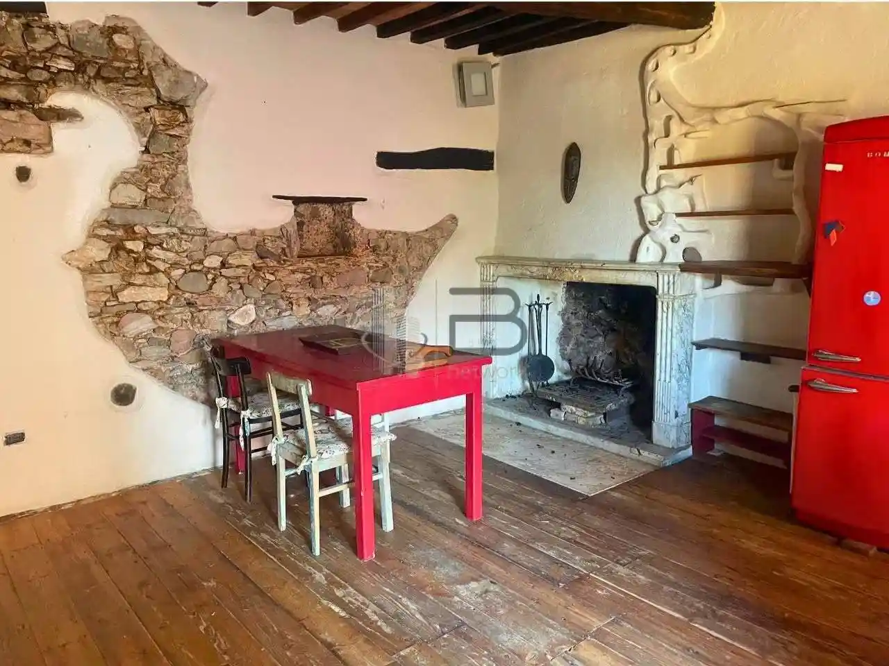Casa indipendente in vendita a Carrara