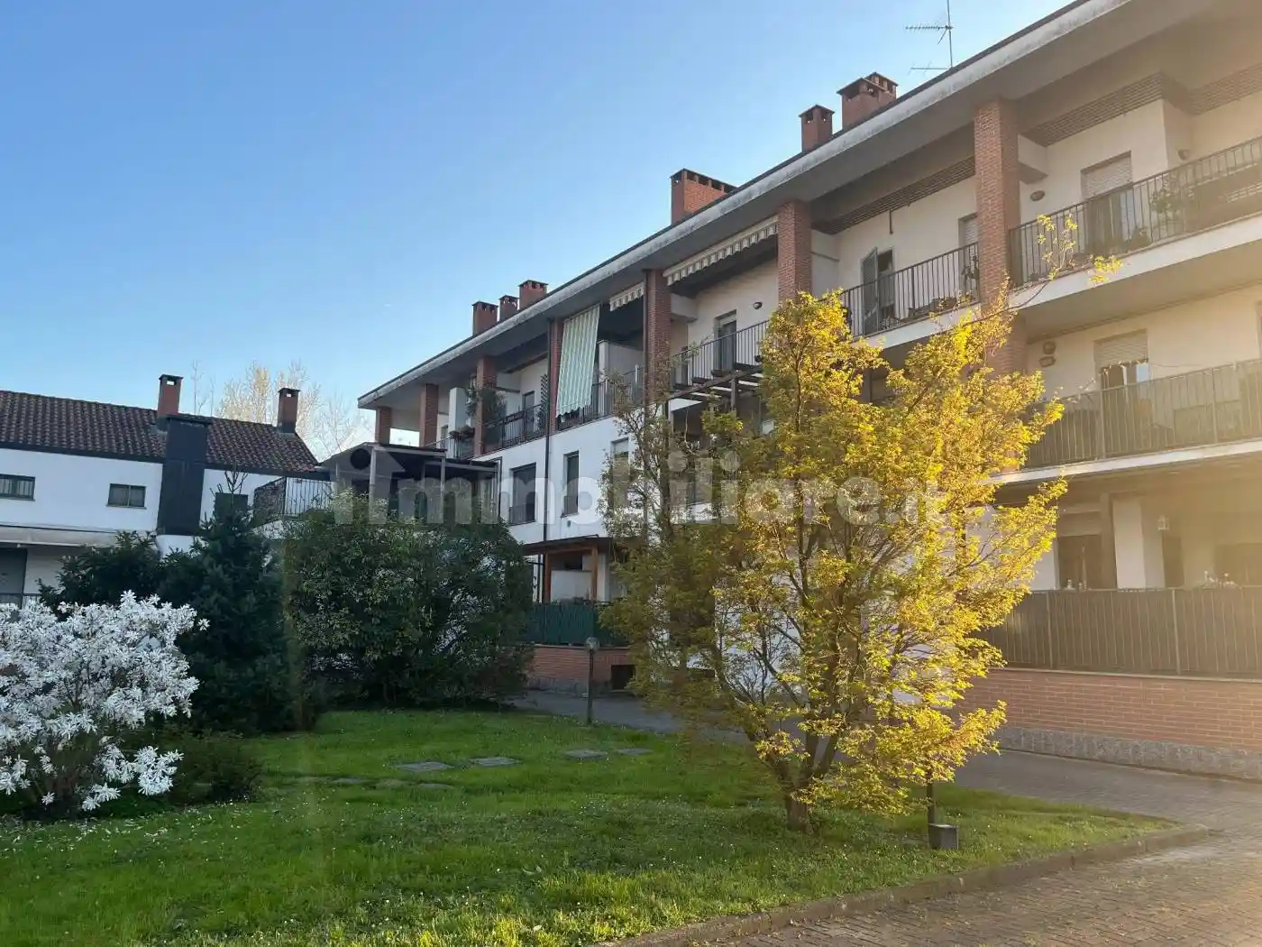 Appartamento in affitto a Rho