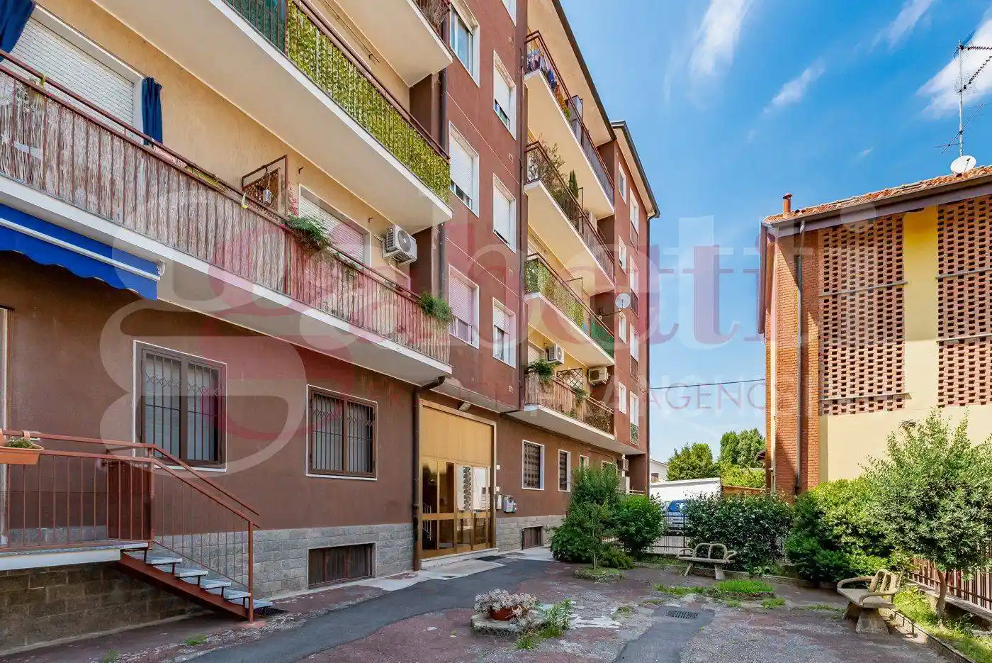 Appartamento in vendita a Senago