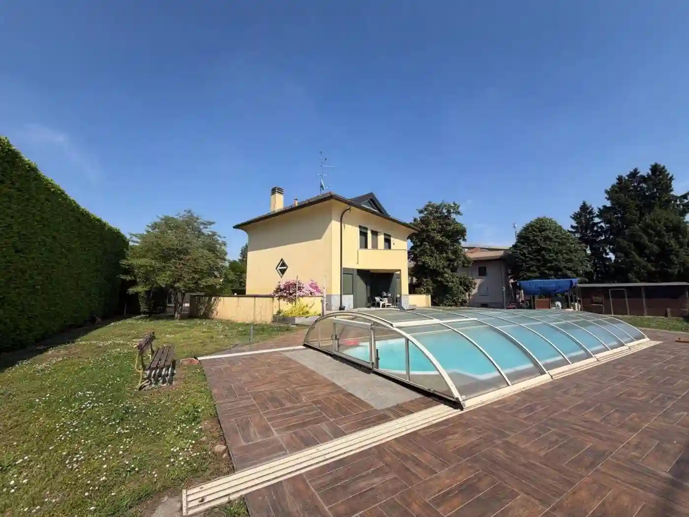 Villa - foto 2