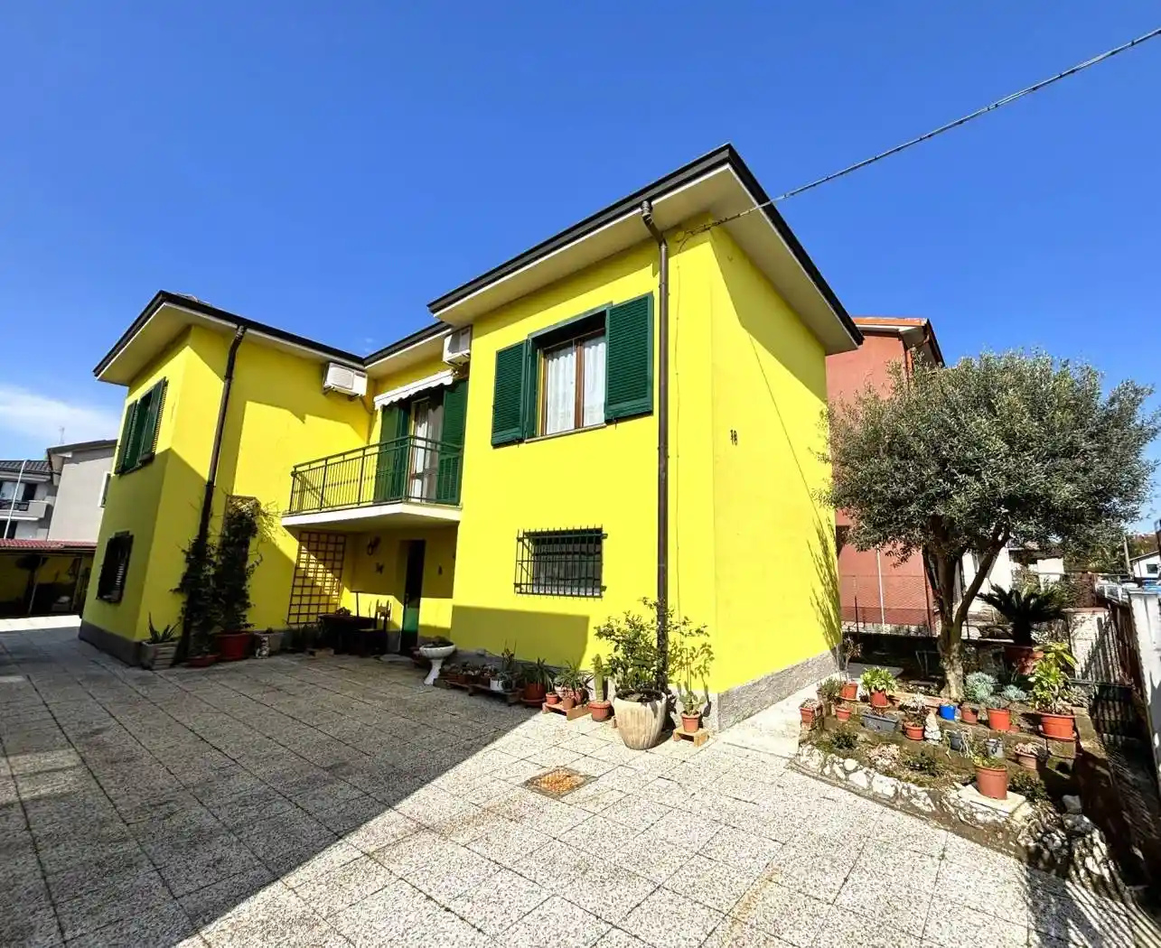 Villa