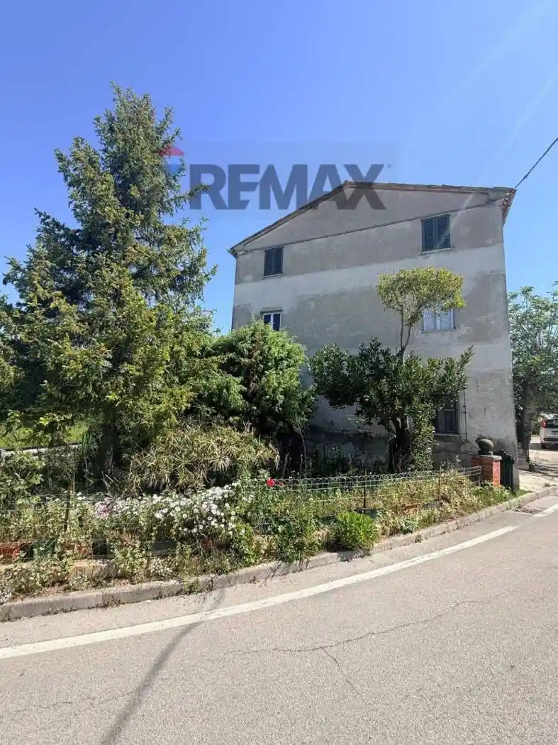 Casa indipendente in vendita a Staffolo