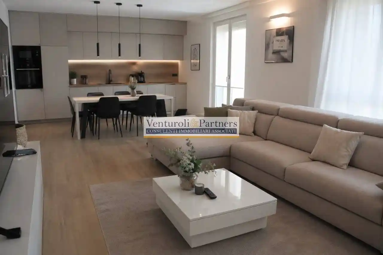 Appartamento in vendita a Lonato del Garda