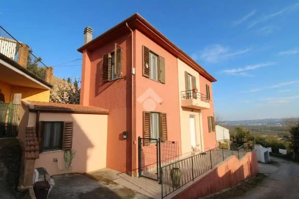 Casa indipendente in vendita a Sant'Elpidio a Mare