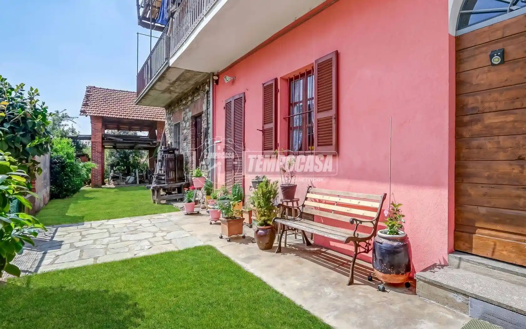 Casa indipendente in vendita a Cureggio