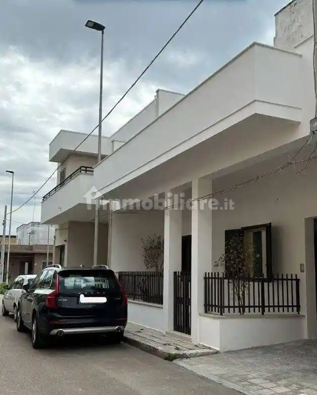 Villetta a schiera in vendita a Leverano
