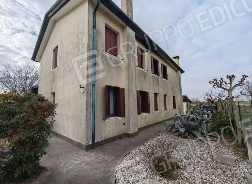 Casa indipendente in vendita a Mira