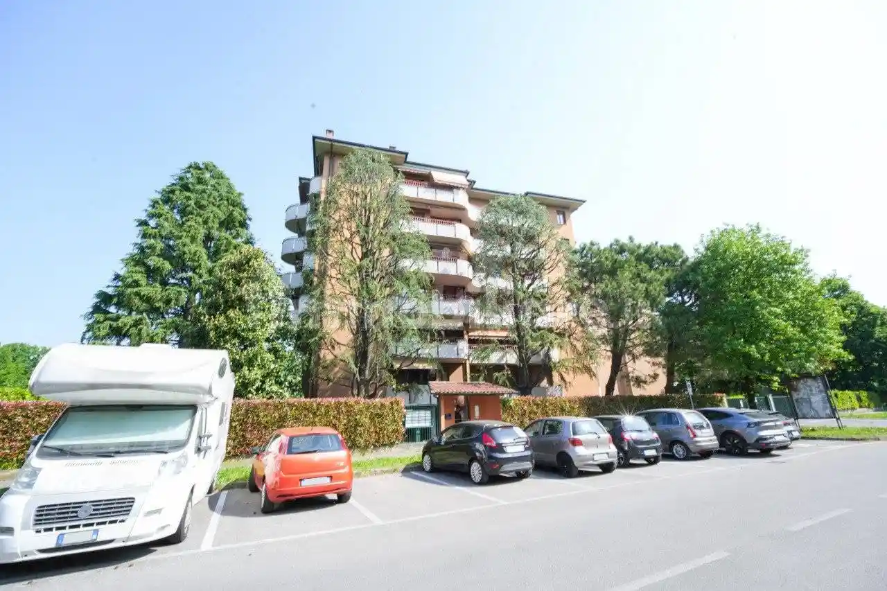 Appartamento in vendita a Seregno