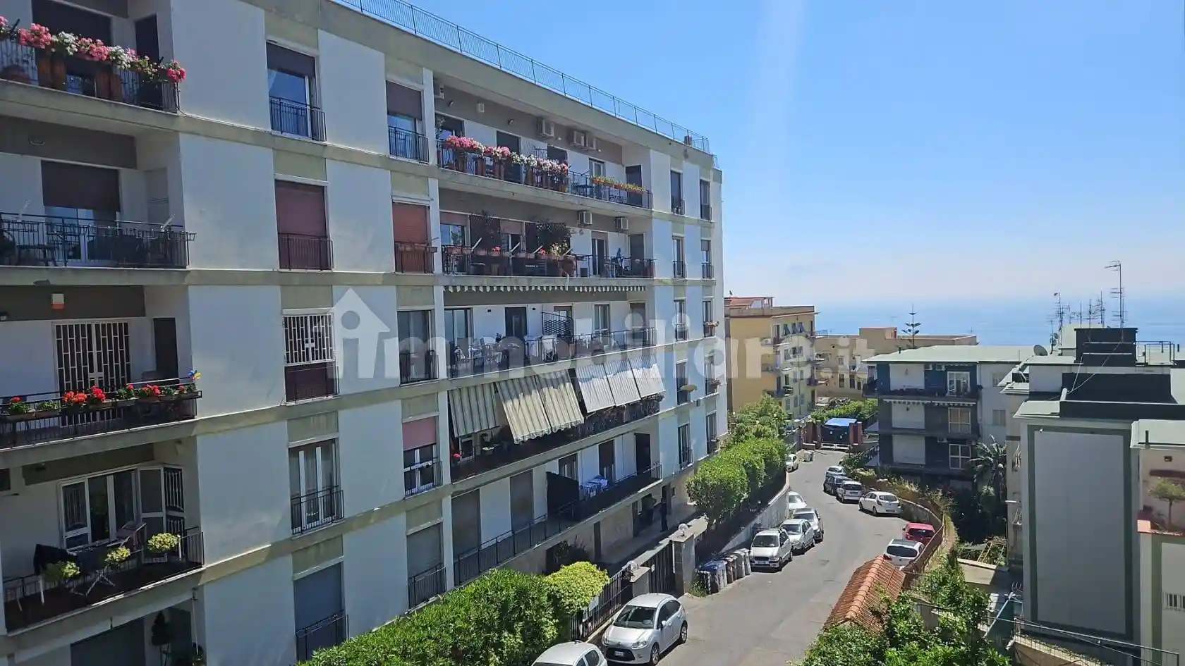 Appartamento in vendita a Napoli