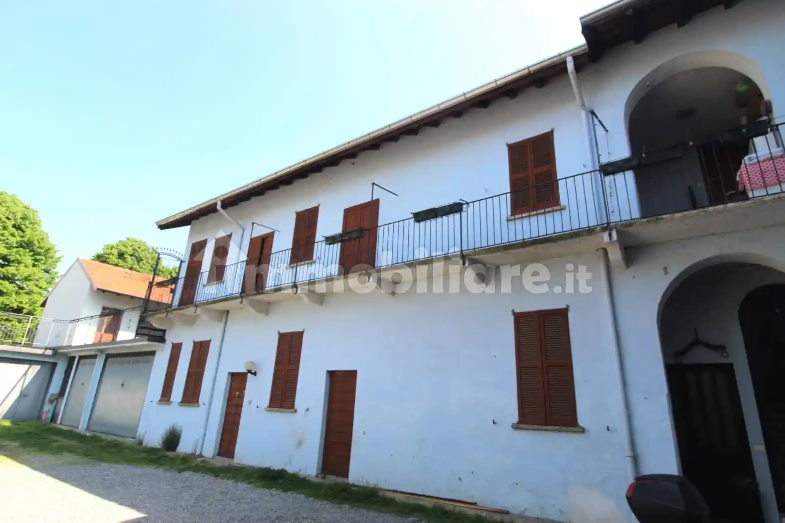 Appartamento in vendita a Gorla Minore