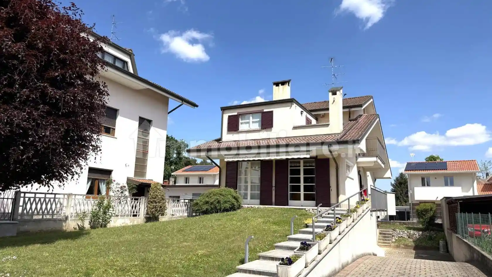 Villa in vendita a Cogliate