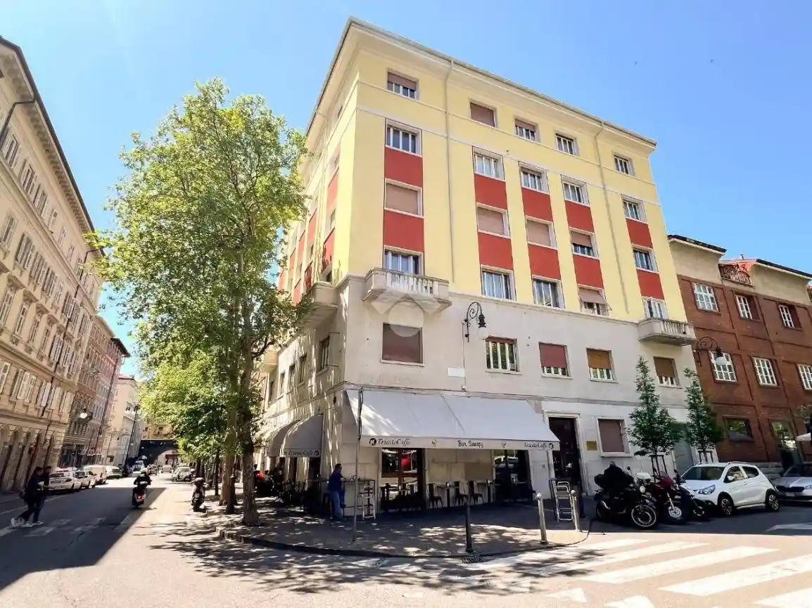 Appartamento in vendita a Trieste