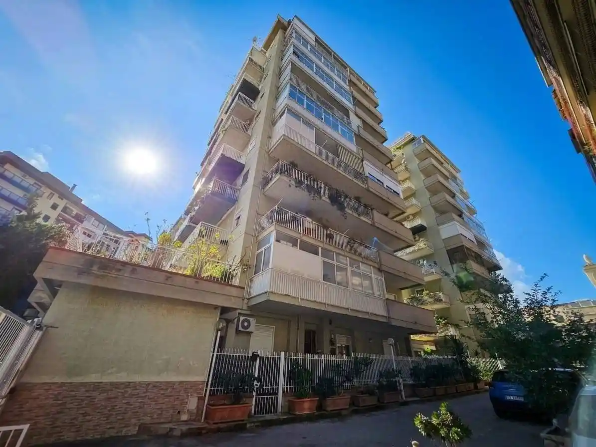 Appartamento in vendita a Palermo
