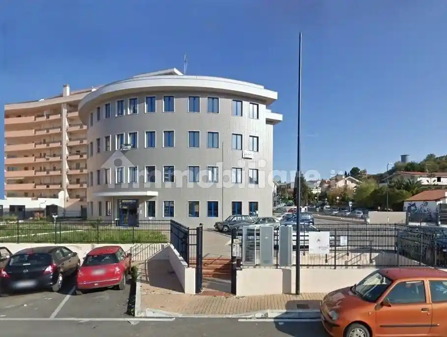 Appartamento in vendita a Pescara