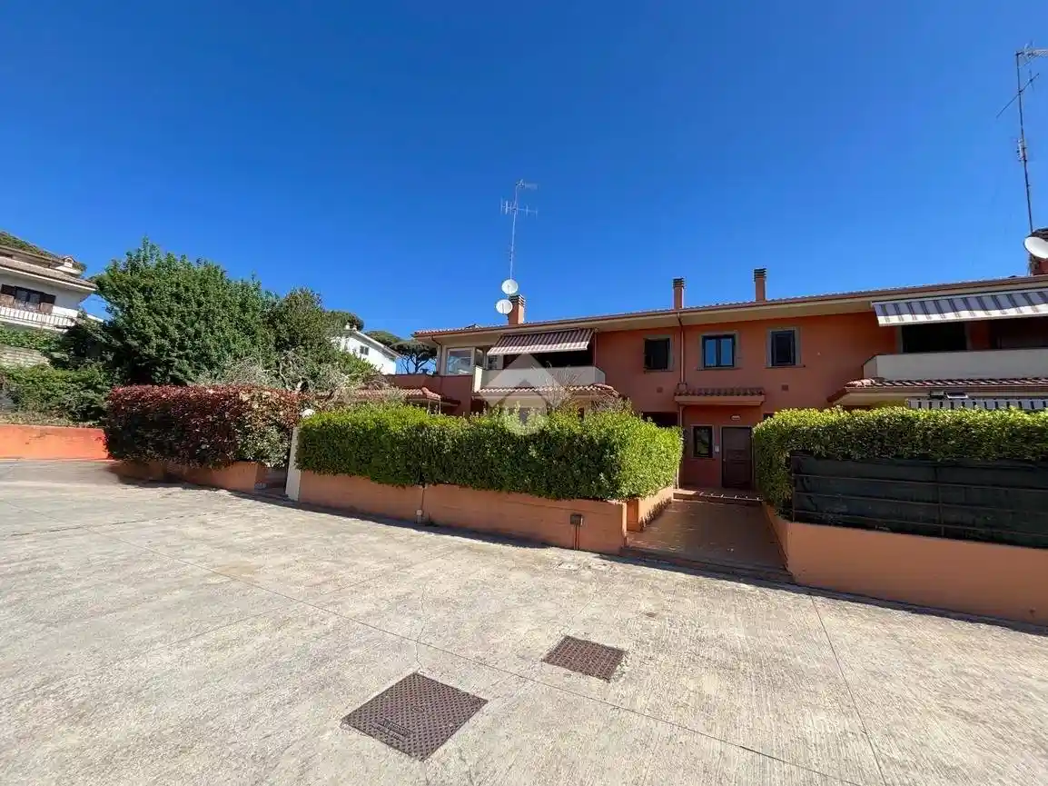 Appartamento in vendita a Genzano di Roma