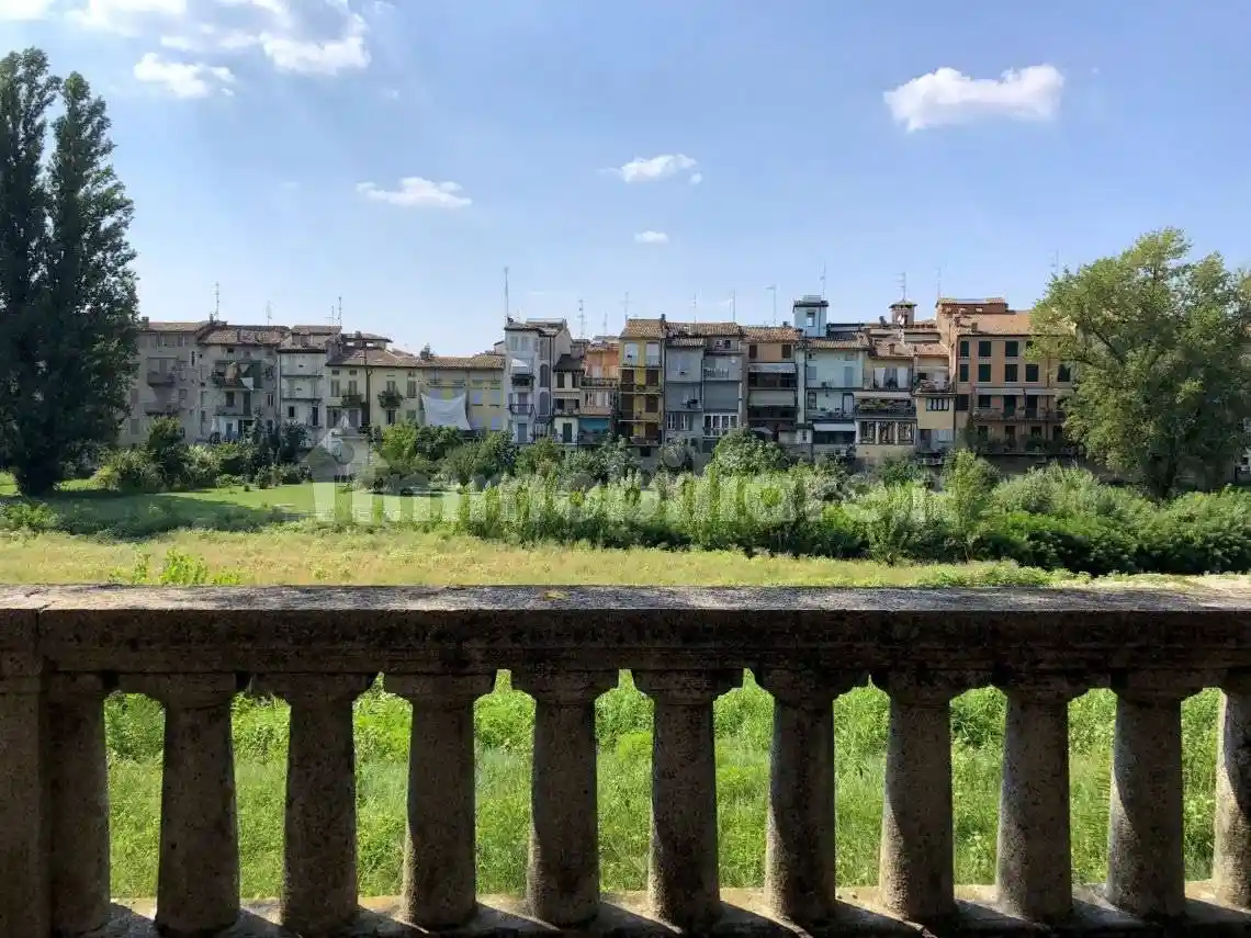 Appartamento in vendita a Parma