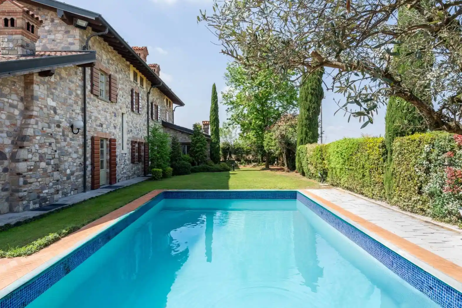 Villa in vendita a Palazzolo sull'Oglio