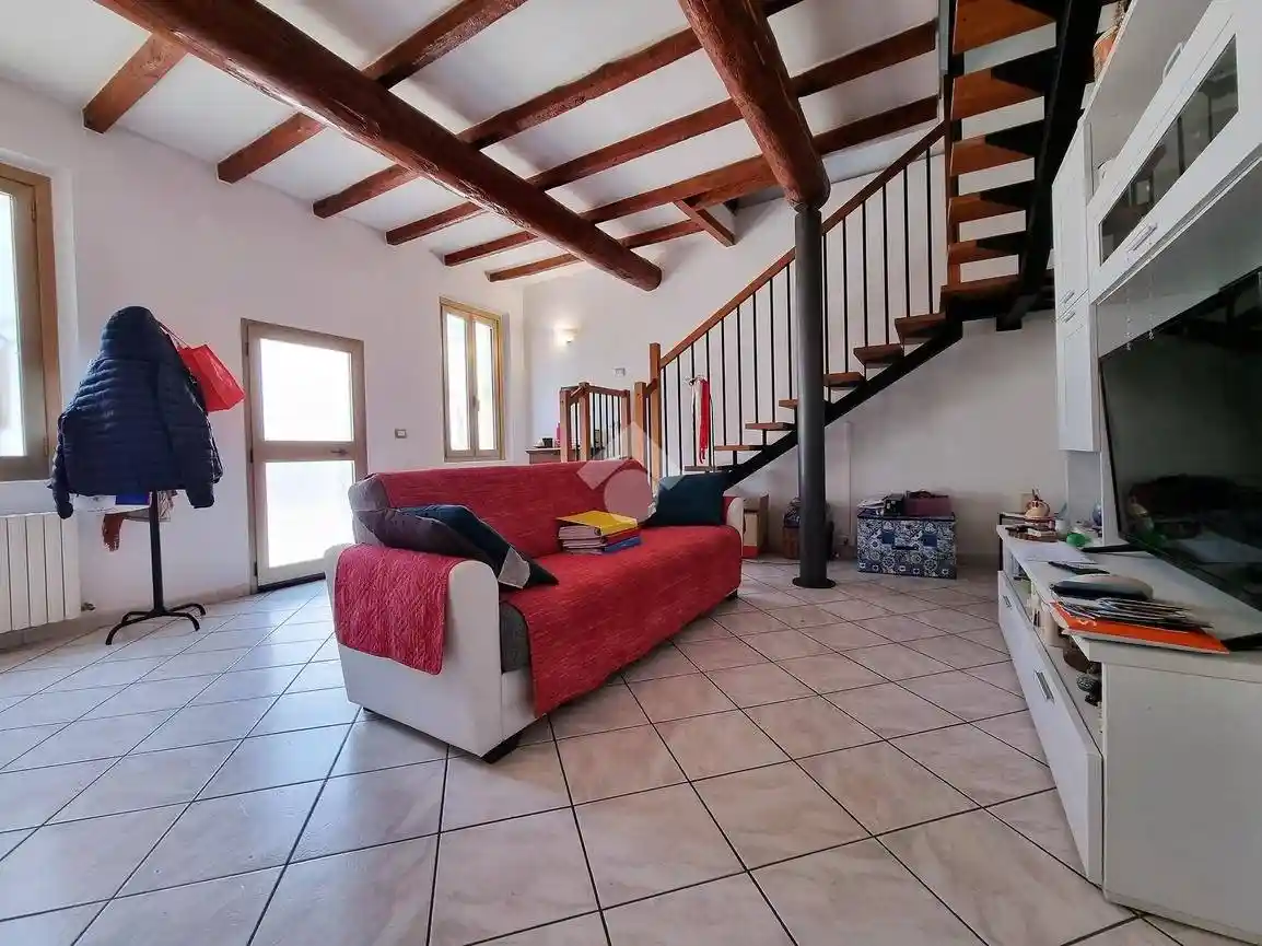 Villetta a schiera in vendita a Borgo Virgilio