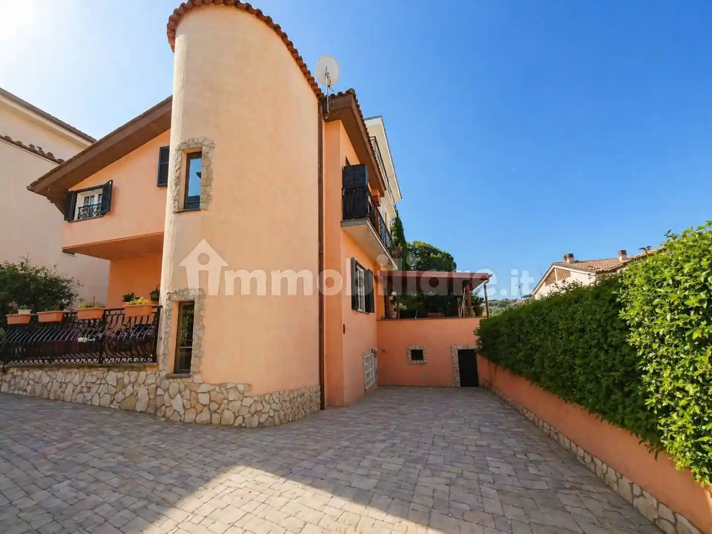 Villa in vendita a Marino