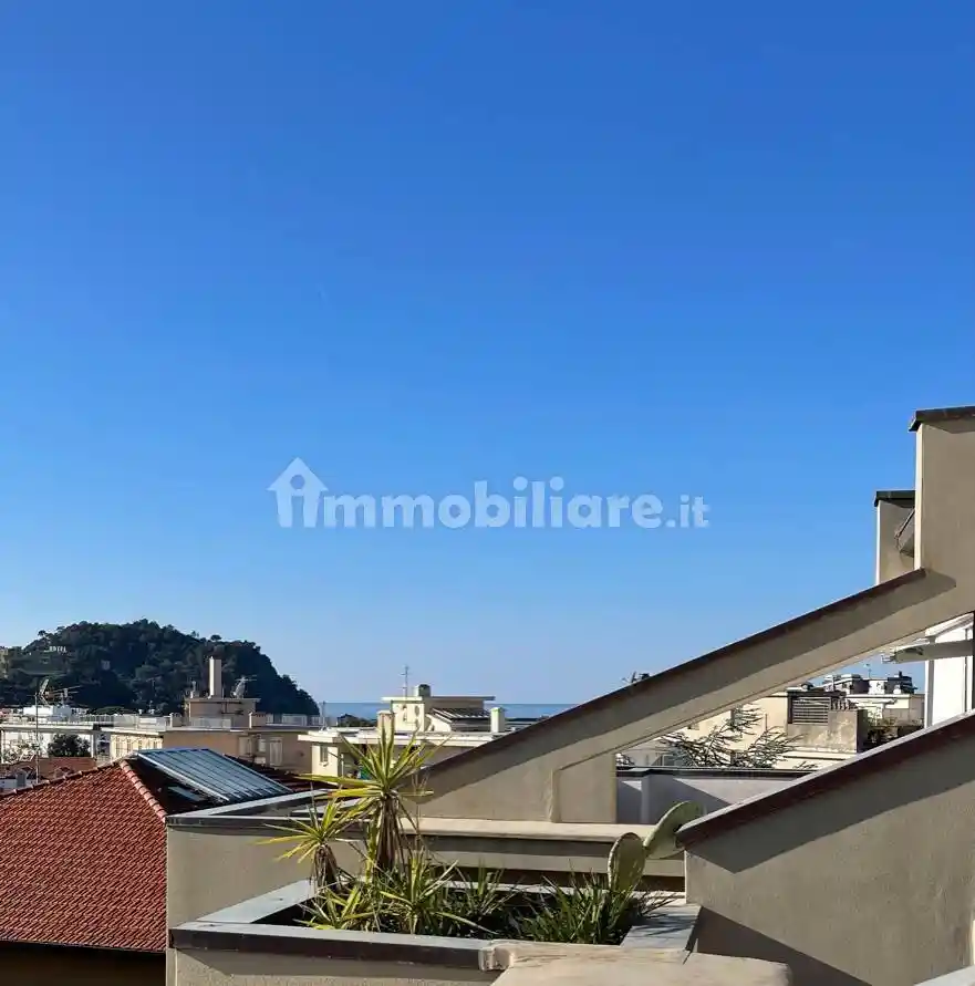 Loft in vendita a Sestri Levante