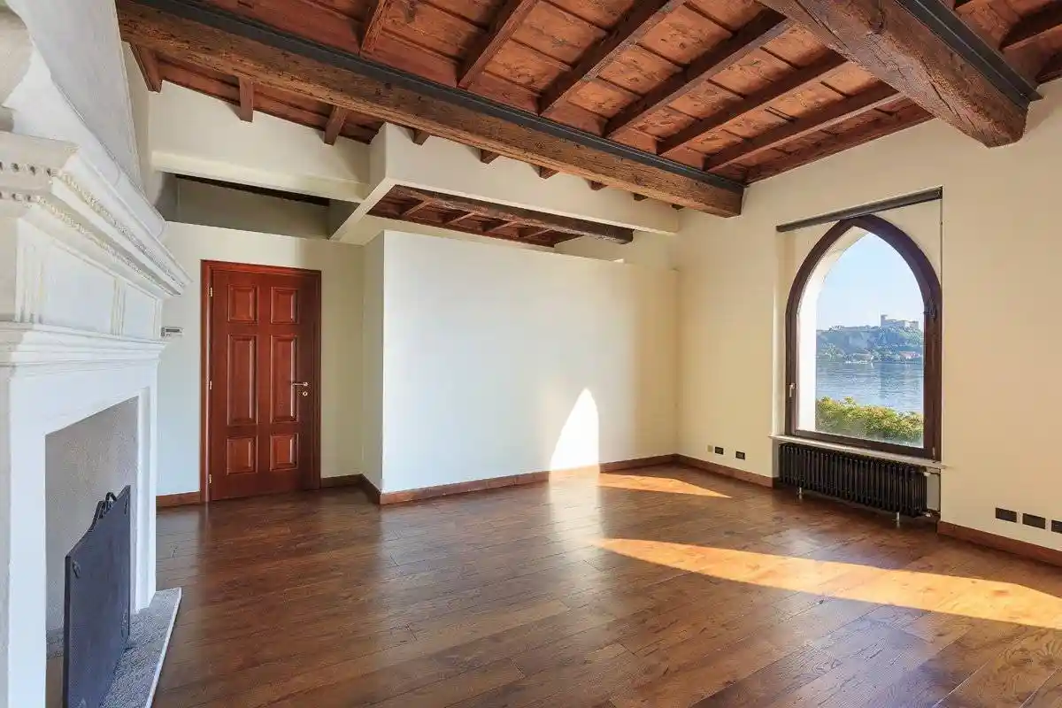 Appartamento in vendita a Arona