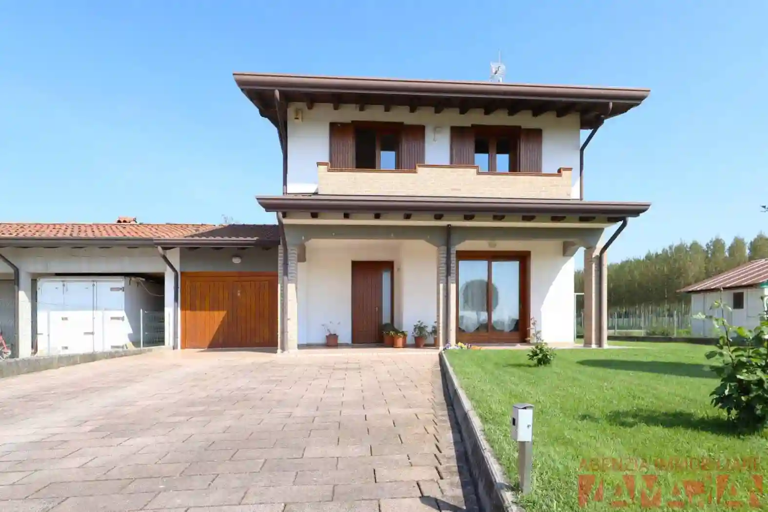 Villa - foto 2