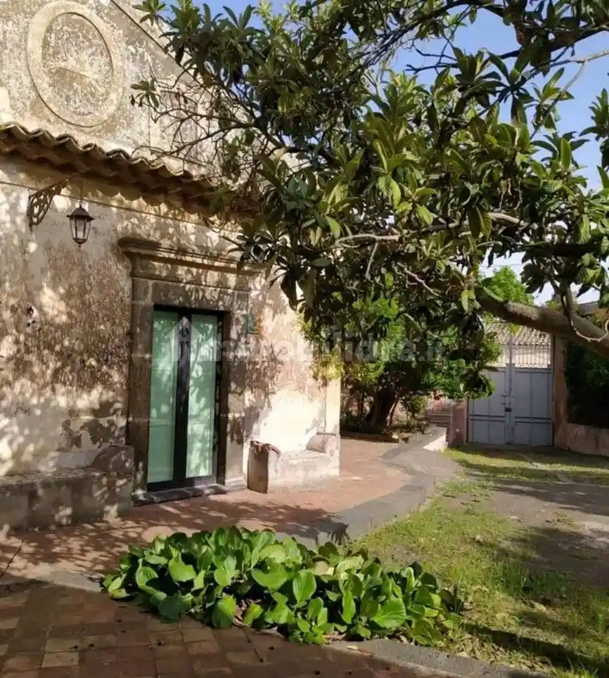 Rustico - Casale in affitto a Aci Bonaccorsi