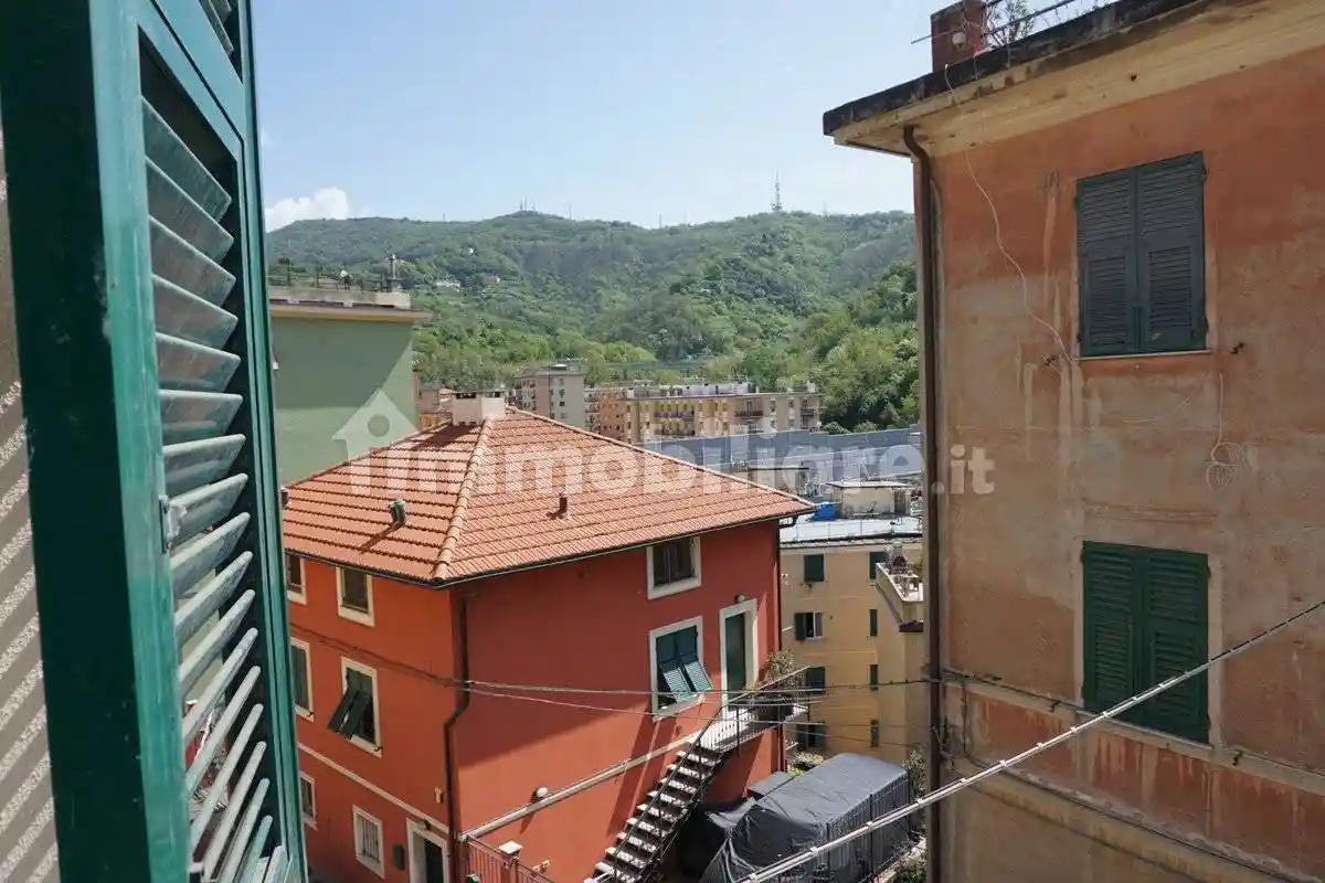 Appartamento in vendita a Genova