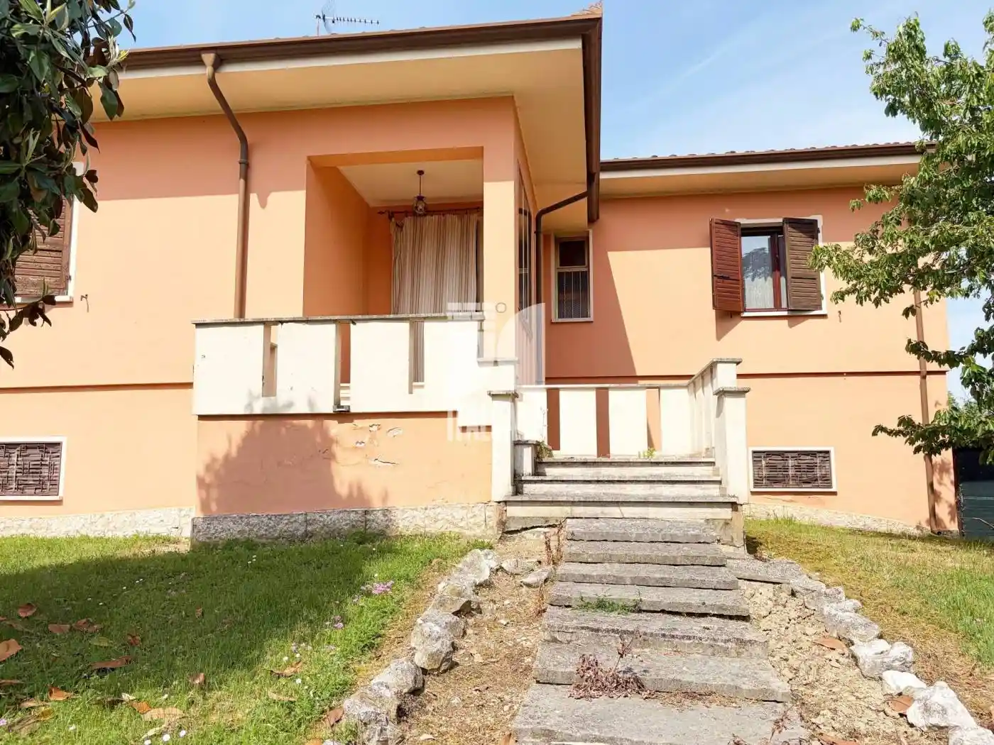 Villa in vendita a Sustinente