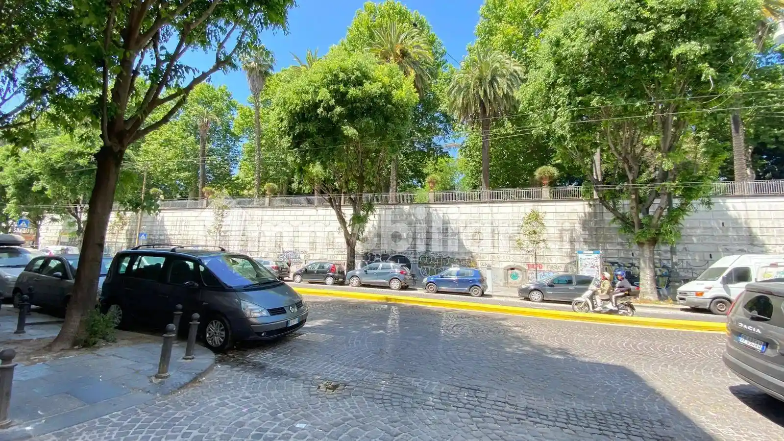 Appartamento in vendita a Napoli